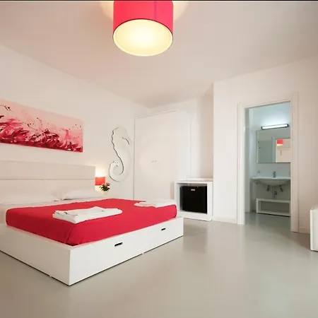 Hotel Beach Salento Marina Di Pescoluse Extérieur photo